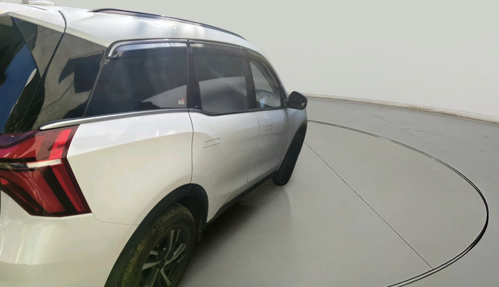 2023 Mahindra XUV700 AX 5 D MT 7 STR, Diesel, Manual, 47,061 km, exterior