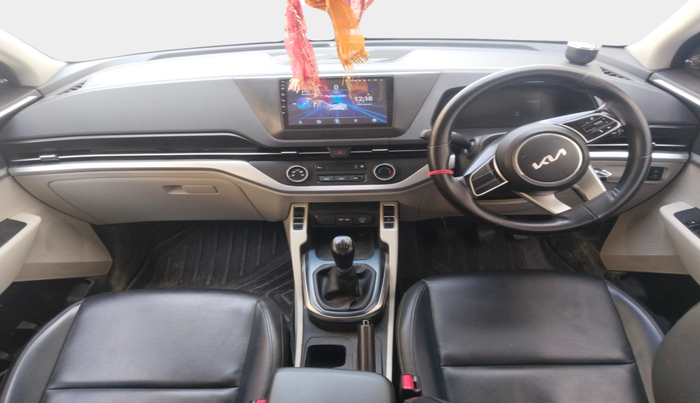 2022 KIA CARENS PREMIUM 1.4 PETROL 7 STR, Petrol, Manual, 58,000 km, interior