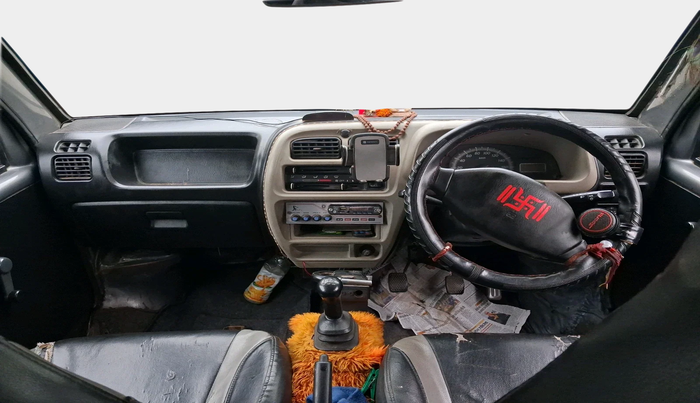 2017 Maruti Eeco 5 STR WITH A/C+HTR CNG, Petrol, Manual, 1,21,970 km, interior