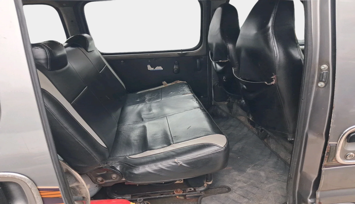 2017 Maruti Eeco 5 STR WITH A/C+HTR CNG, Petrol, Manual, 1,21,970 km, interior