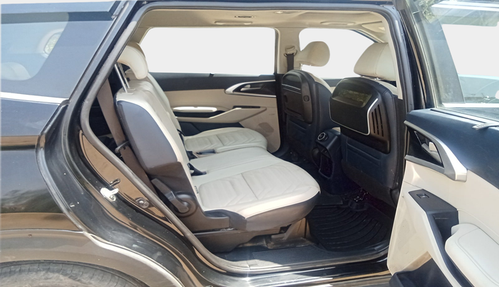 2022 KIA CARENS LUXURY PLUS 1.5 DIESEL AT 7 STR, Diesel, Automatic, 40,856 km, interior