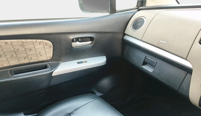 2016 Maruti Wagon R 1.0 VXI, Petrol, Manual, 35,815 km, interior
