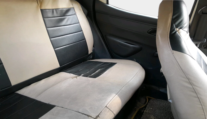 2016 Renault Kwid RXT 0.8, Petrol, Manual, 48,638 km, interior