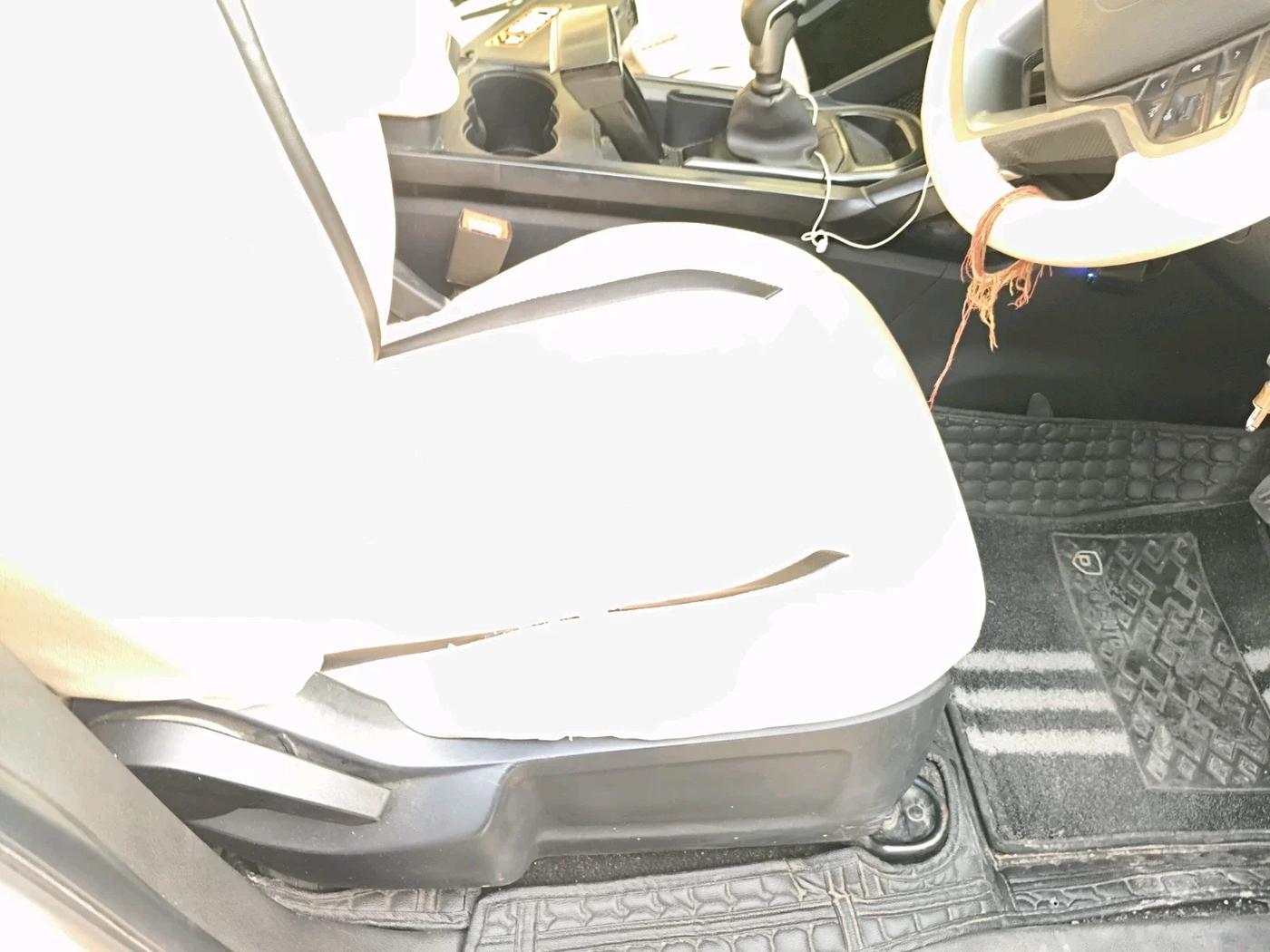 2022 Tata Harrier XE 2.0L KRYOTEC, Diesel, Manual, 1,18,411 km, interior