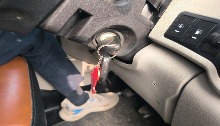 2017 Mahindra Scorpio S10 2WD INTELLI-HYBRID, Diesel, Manual, 1,33,298 km, interior