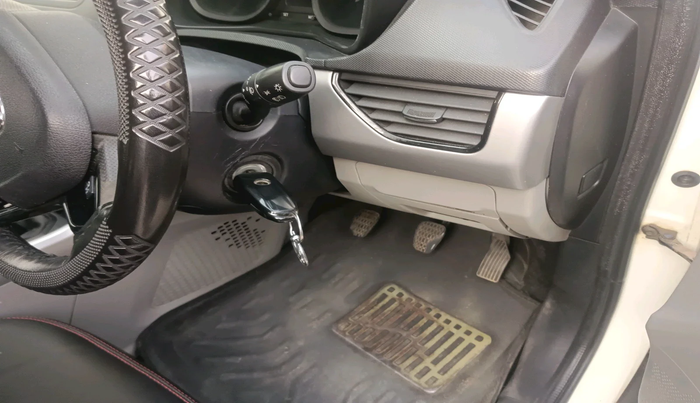 2018 Tata NEXON XM DIESEL, Diesel, Manual, 91,871 km, interior