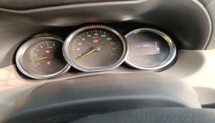 2015 Renault Duster 85 PS RXL DIESEL, Diesel, Manual, 1,34,788 km, interior