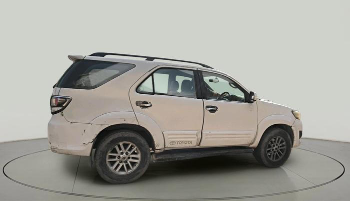 2013 Toyota Fortuner 3.0 4X2 MT, Diesel, Manual, 1,87,381 km, exterior