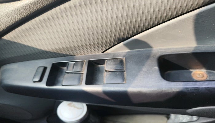 2013 Toyota Etios Liva GD, Diesel, Manual, 1,45,863 km, interior