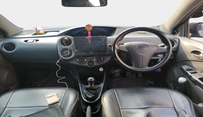 2013 Toyota Etios Liva GD, Diesel, Manual, 1,45,863 km, interior