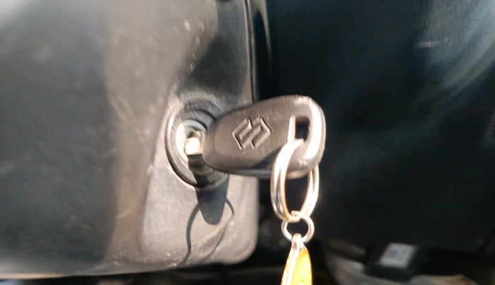 2022 Maruti Eeco 5 STR AC CNG, Petrol, Manual, 65,588 km, interior