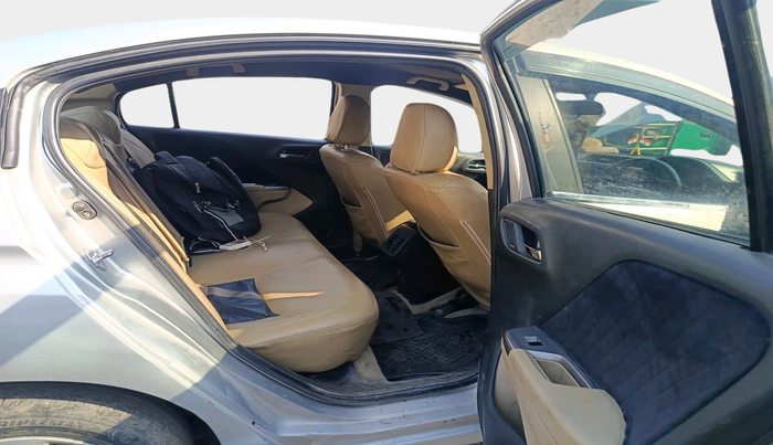 2015 Honda City 1.5L I-DTEC SV, Diesel, Manual, 1,27,787 km, interior