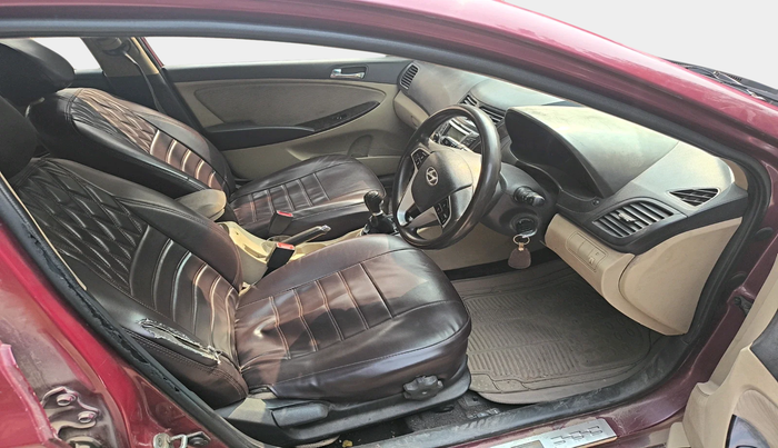 2014 Hyundai Verna FLUIDIC 1.6 CRDI SX, Diesel, Manual, 1,75,394 km, interior