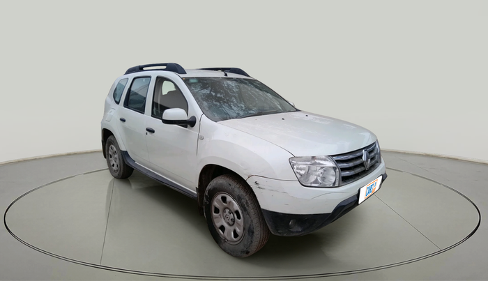 2014 Renault Duster RXE PETROL, Petrol, Manual, 72,199 km, exterior