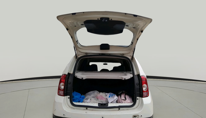 2014 Renault Duster RXE PETROL, Petrol, Manual, 72,199 km, exterior