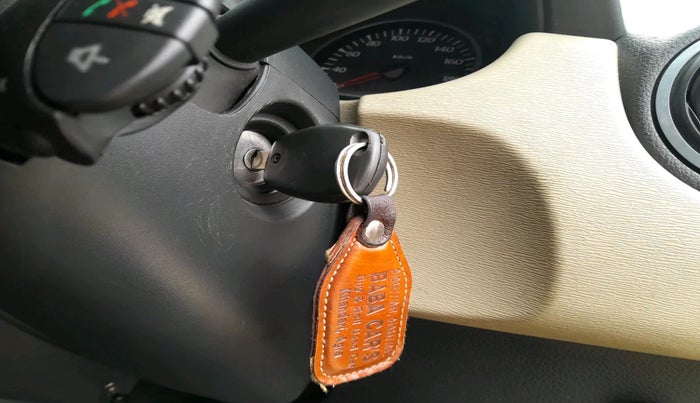 2014 Renault Duster RXE PETROL, Petrol, Manual, 72,199 km, interior