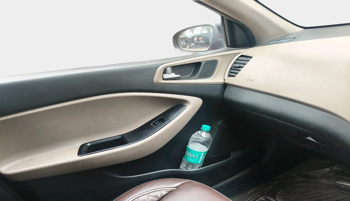 2015 Hyundai i20 SPORTZ 1.4 AT, Petrol, Automatic, 89,694 km, interior