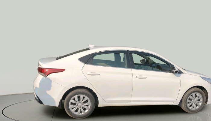 2017 Hyundai Verna 1.6 EX CRDI, Diesel, Manual, 1,07,097 km, exterior