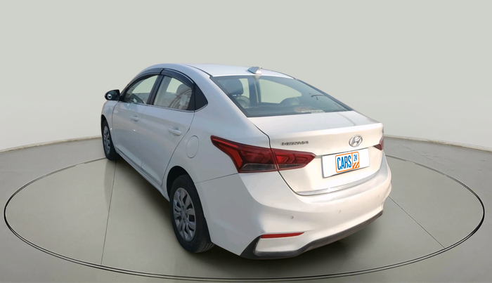 2017 Hyundai Verna 1.6 EX CRDI, Diesel, Manual, 1,07,097 km, exterior