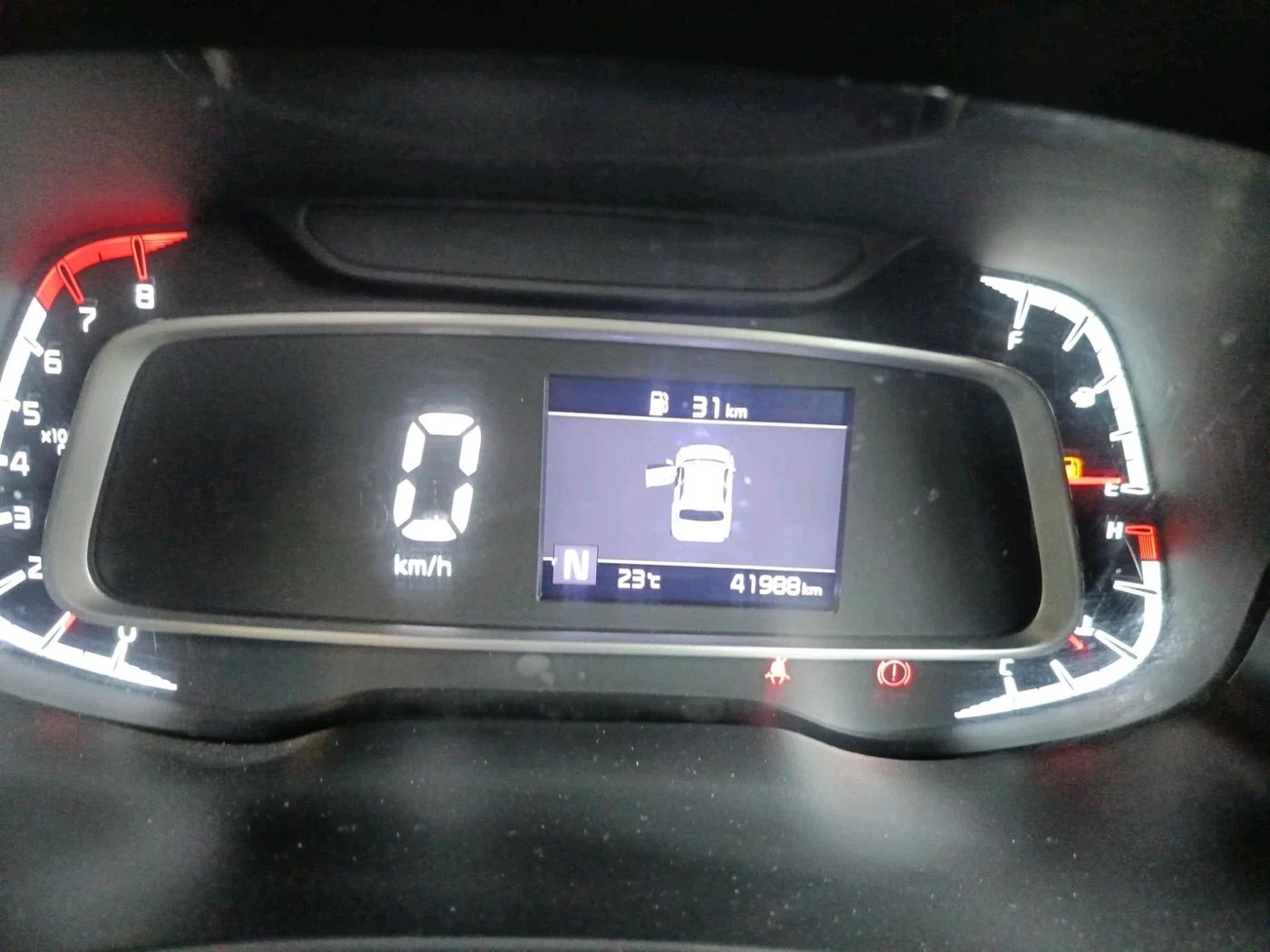 2021 KIA SONET HTX 1.0 IMT, Petrol, Manual, 41,988 km, interior