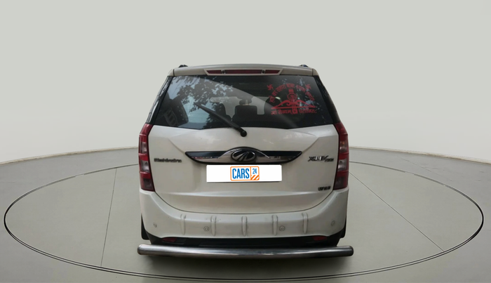 2017 Mahindra XUV500 W10 1.99, Diesel, Manual, 83,456 km, exterior