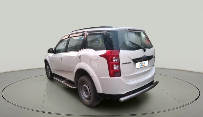 2017 Mahindra XUV500 W10 1.99, Diesel, Manual, 83,456 km, exterior
