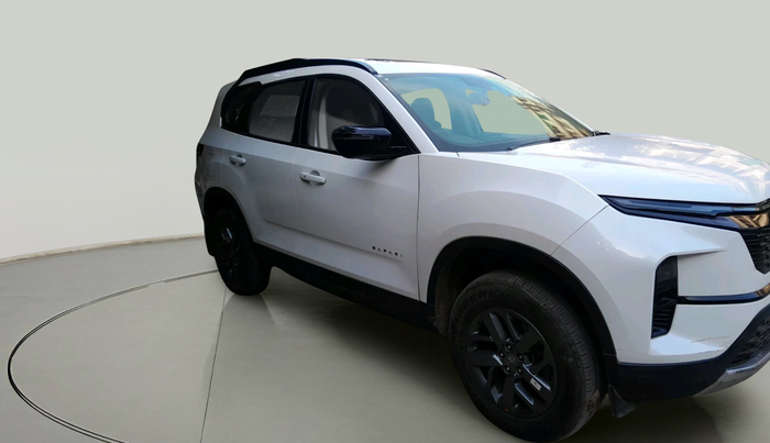 2024 Tata Safari PURE PLUS S, Diesel, Manual, 13,954 km, exterior