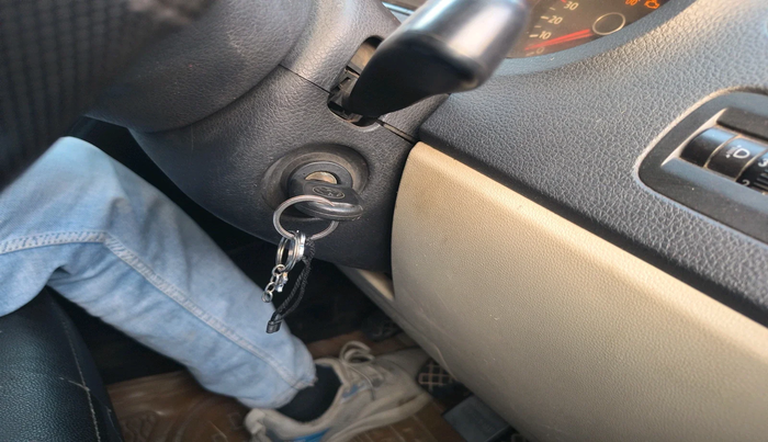 2011 Volkswagen Polo COMFORTLINE 1.2L, Diesel, Manual, 94,172 km, interior