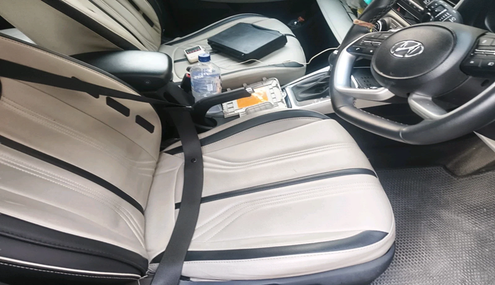 2023 Hyundai VENUE SX (O) 1.0 TURBO DCT, Petrol, Automatic, 25,345 km, interior