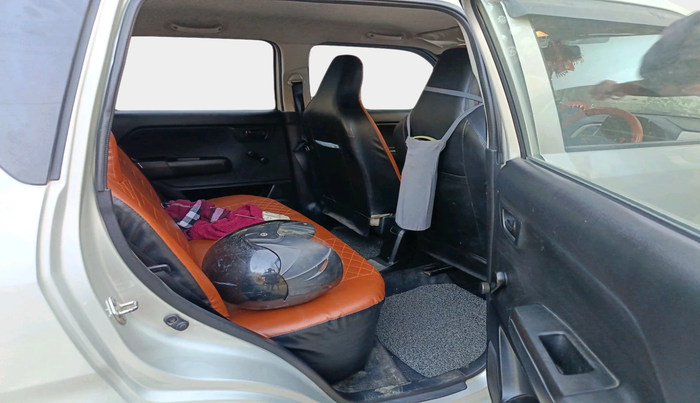 2019 Maruti New Wagon-R LXI CNG 1.0, Petrol, Manual, 1,18,243 km, interior