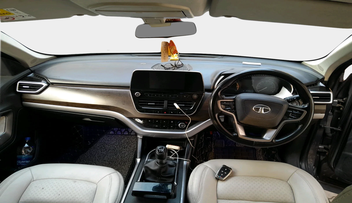 2019 Tata Harrier XT 2.0L KRYOTEC, Diesel, Manual, 80,428 km, interior