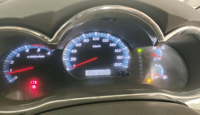 2013 Toyota Fortuner 3.0 4X2 AT, Diesel, Automatic, 3,56,154 km, interior