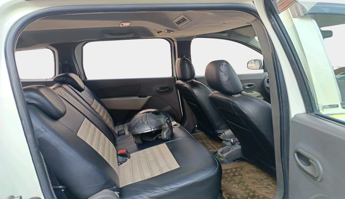 2017 Renault Lodgy 85 PS RXE 8 STR, Diesel, Manual, 75,122 km, interior