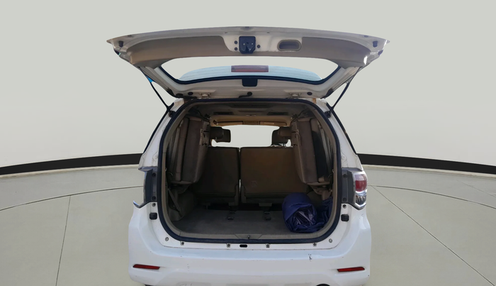 2013 Toyota Fortuner 3.0 4X2 AT, Diesel, Automatic, 52,314 km, exterior