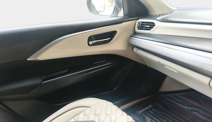 2025 Maruti Dzire ZXi Plus, Petrol, Manual, 5,341 km, interior