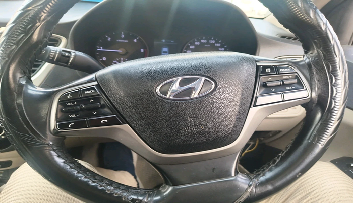 2017 Hyundai Verna 1.6 SX (O) CRDI MT, Diesel, Manual, 66,066 km, interior