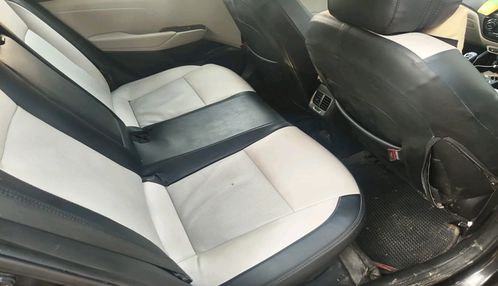 2017 Hyundai Verna 1.6 SX (O) CRDI MT, Diesel, Manual, 66,066 km, interior