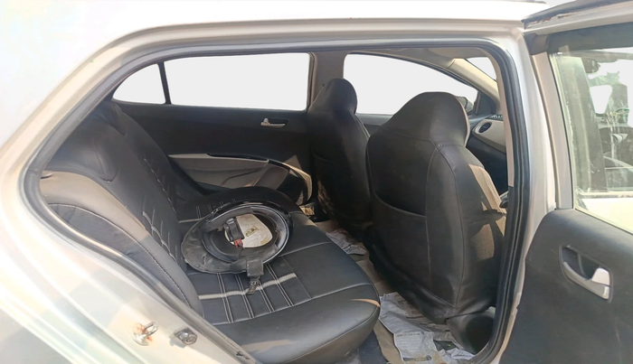 2015 Hyundai Grand i10 SPORTZ 1.2 KAPPA VTVT, Petrol, Manual, 55,249 km, interior