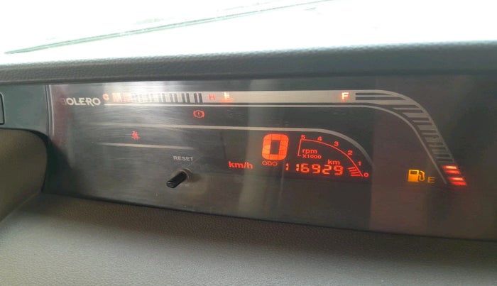 2015 Mahindra Bolero SLX BS IV, Diesel, Manual, 1,16,929 km, interior