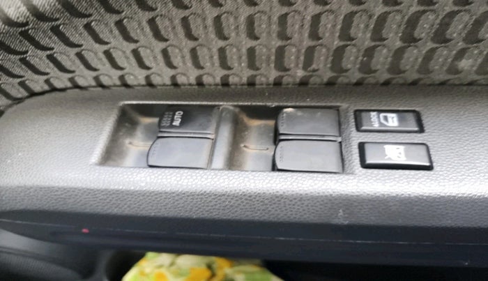 2011 Maruti Ritz VXI, Petrol, Manual, 1,23,456 km, interior