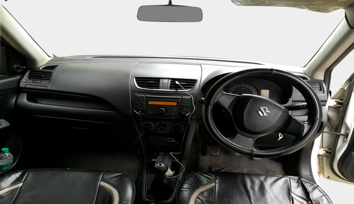 2012 Maruti Swift LXI, Petrol, Manual, 1,35,450 km, interior