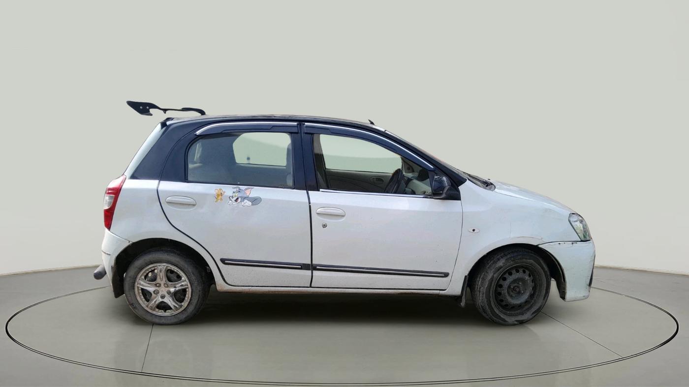 2014 Toyota Etios Liva GD, Diesel, Manual, 2,45,840 km, exterior