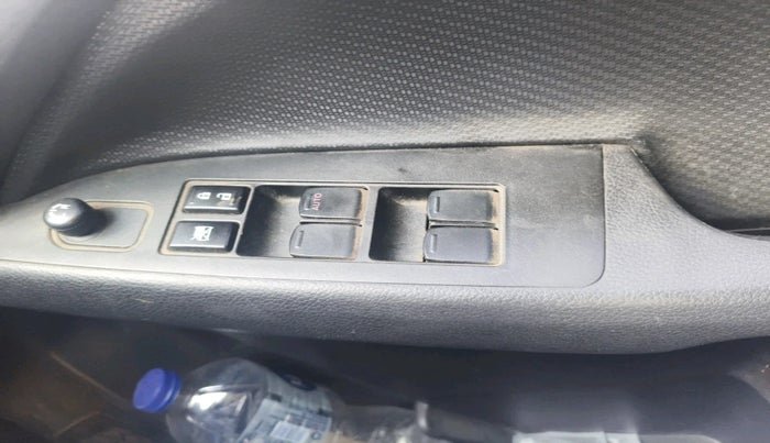 2024 Maruti BREZZA LXI, Petrol, Manual, 22,597 km, interior