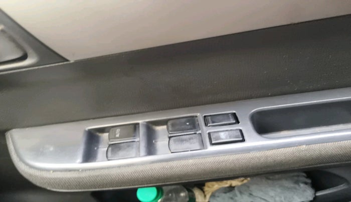 2011 Maruti Swift VXI, Petrol, Manual, 29,932 km, interior