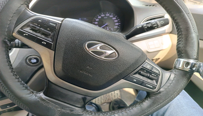 2017 Hyundai Verna 1.6 CRDI SX, Diesel, Manual, 1,95,000 km, interior