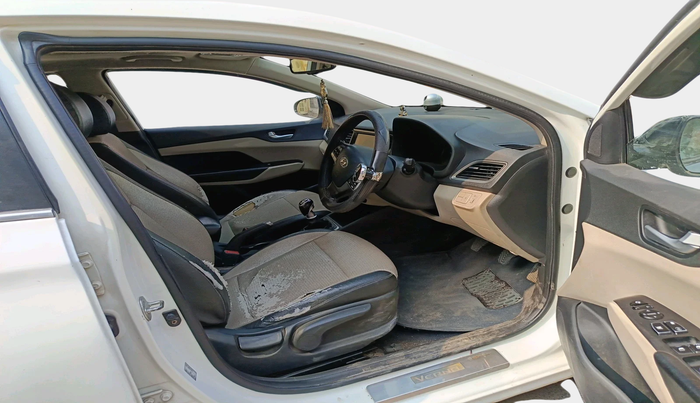 2017 Hyundai Verna 1.6 CRDI SX, Diesel, Manual, 1,95,000 km, interior