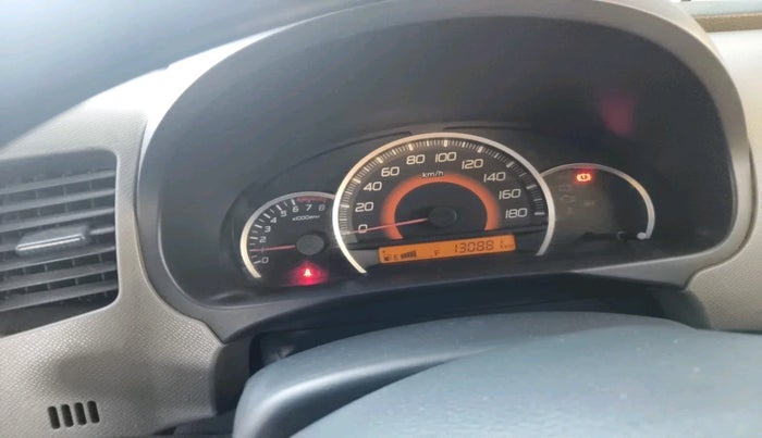 2011 Maruti Wagon R 1.0 VXI, Petrol, Manual, 1,30,881 km, interior