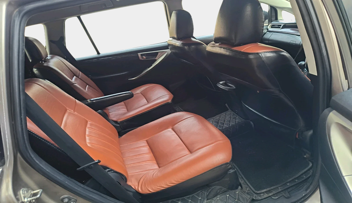 2018 Toyota Innova Crysta 2.4 VX 7 STR, Diesel, Manual, 1,16,207 km, interior