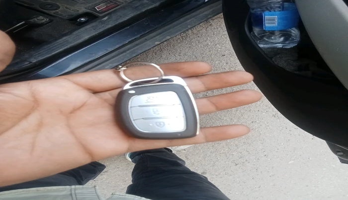 2023 Hyundai VENUE SX 1.2 PETROL, Petrol, Manual, 76,826 km, interior