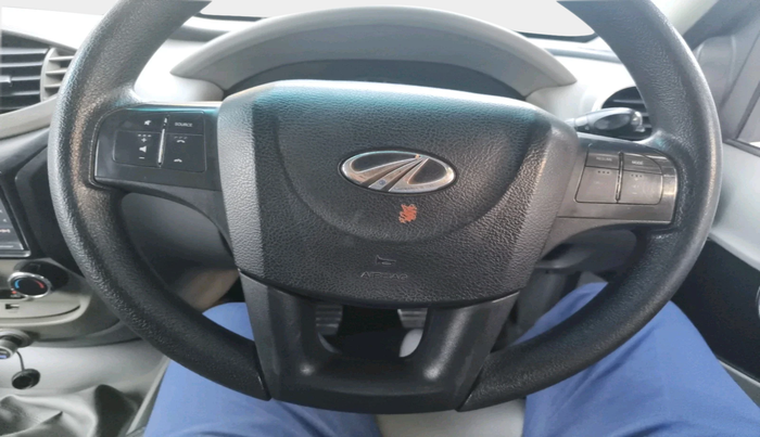 2017 Mahindra NUVOSPORT N8, Diesel, Manual, 1,52,410 km, interior